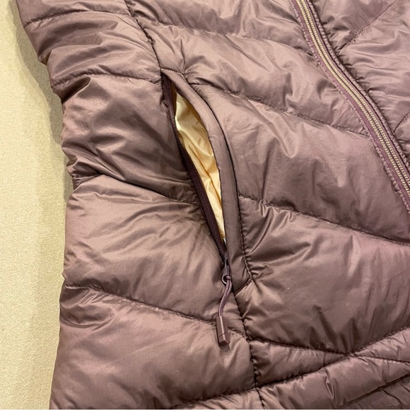 Mountain Hardwear Women’s Ratio Down Puffer Vest Size Small - Picture 3 of 12